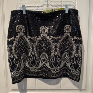 Stunning!!! Elegant Black Sequin Skirt Size L